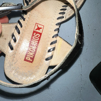 Pikolinos Jerez Black & Tan Perforated Leather Shoes EU 40 Sandal Small Heel