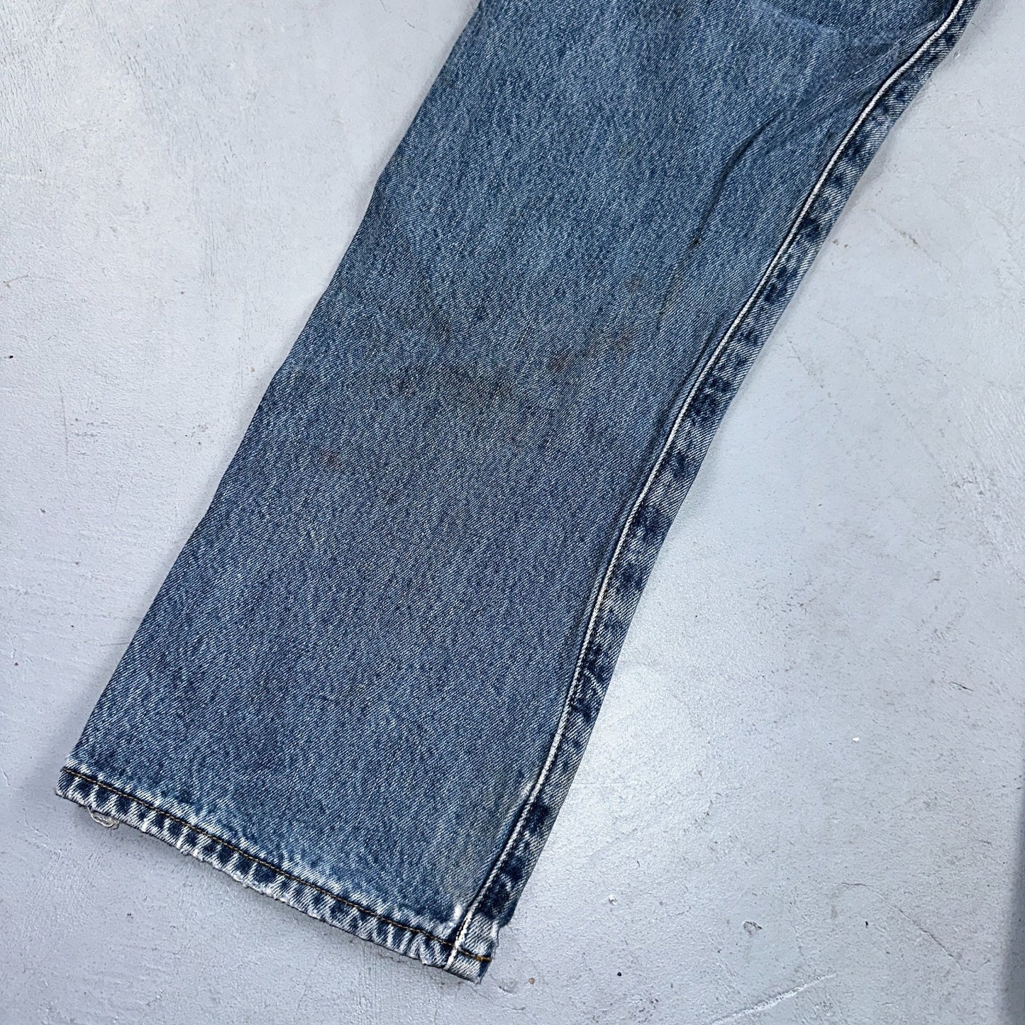 Levis 501 Vintage 90s Y2K Straight Leg Jeans Blue Light Wash 35x32 Act 34x31