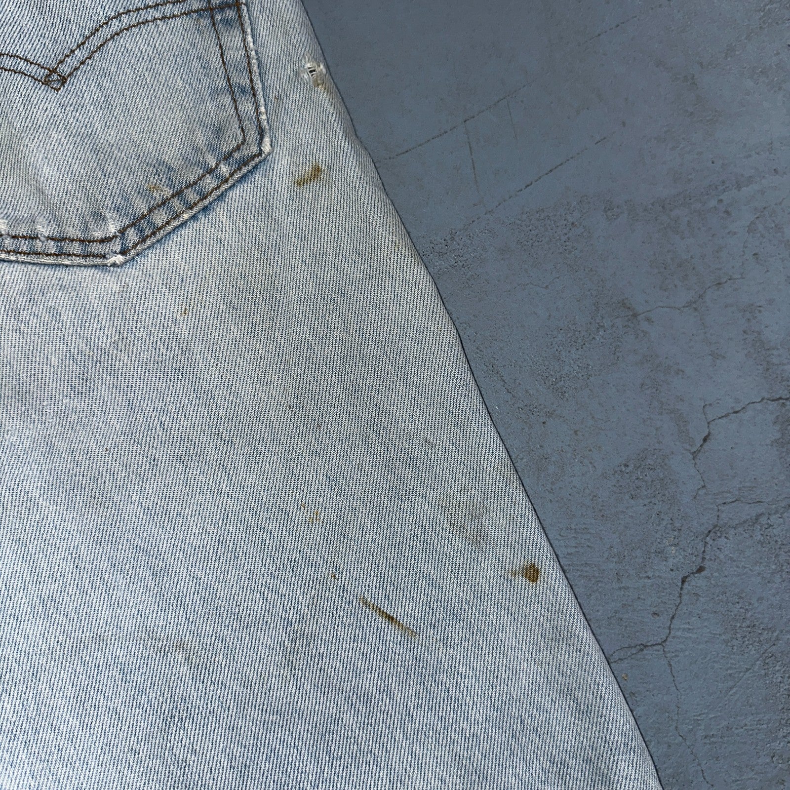 Levis 501 Vintage 90s USA XX Straight Leg Jeans Blue Light Wash 33x34 Act 30x32