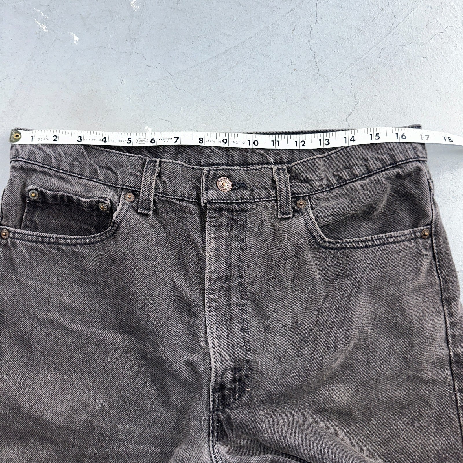 Levis 505 Vintage 90s USA Red Tab Jeans 36x32 Black Light Wash Act 34x27