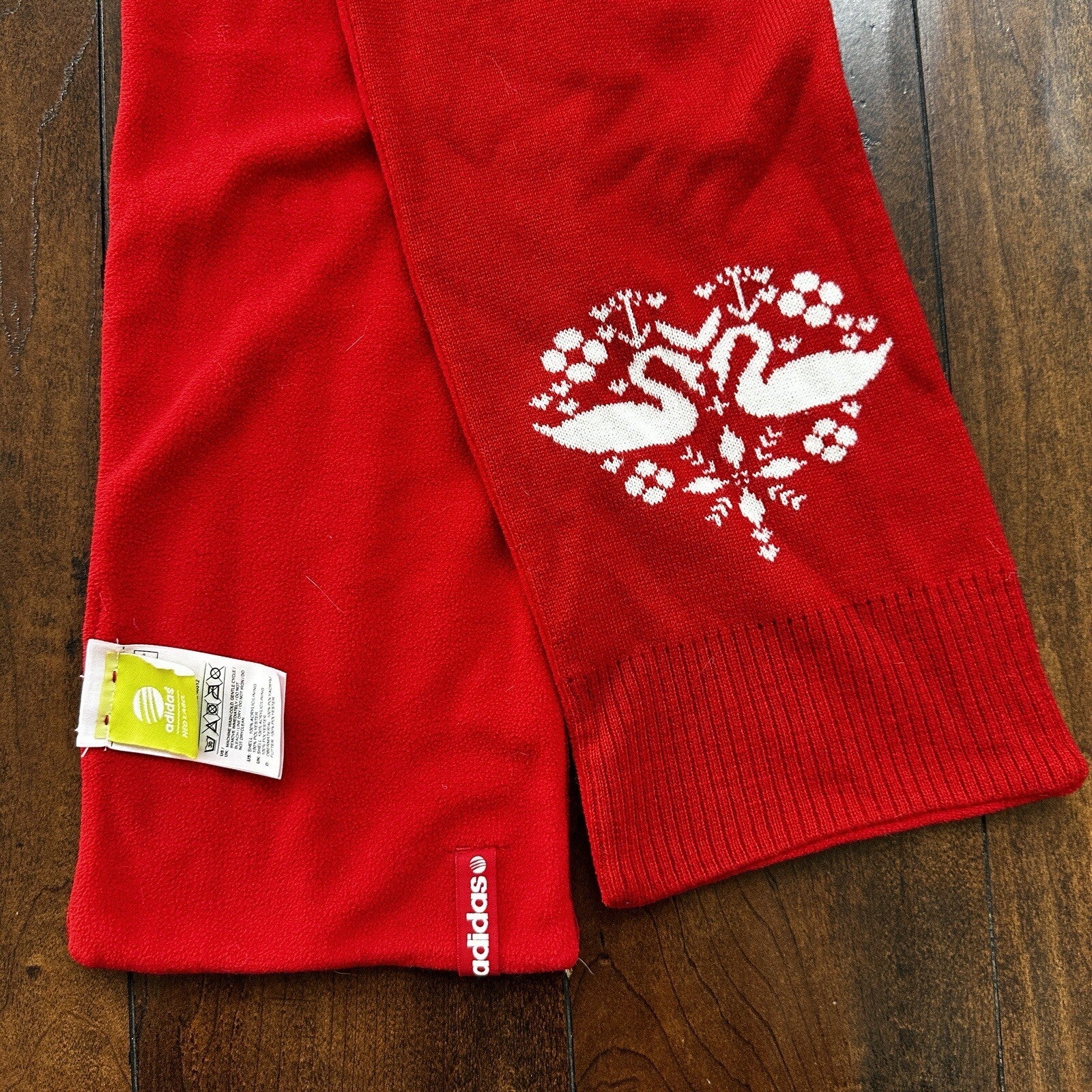 VTG Adidas Scarf Beautiful Red Colors Neo Label Soft Sports Athletic Swans