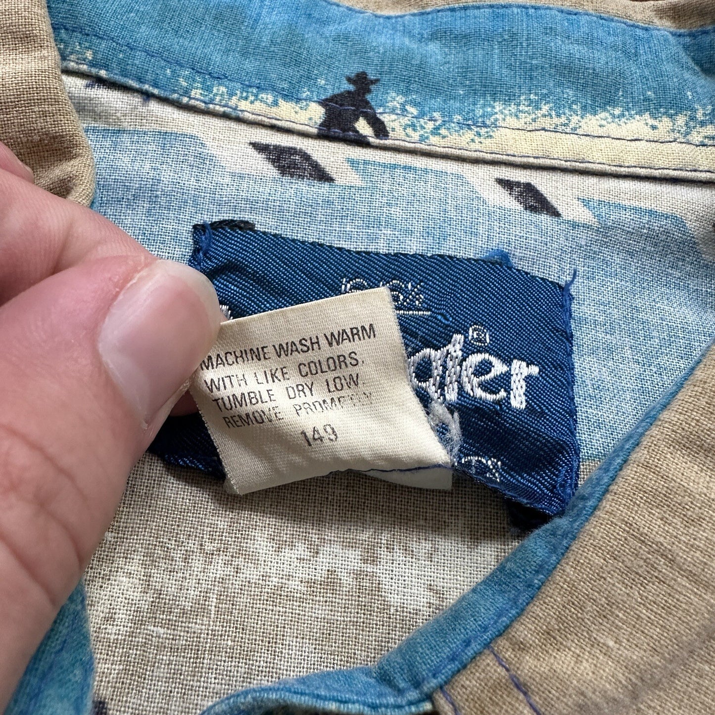 Wrangler VTG Aztec All Over Print Cowboy Cut Button Up Shirt Mens 16.5 USA