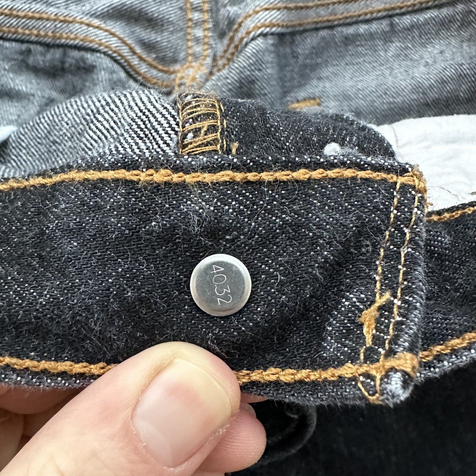 Levis 501 Vintage Y2K Straight Leg XX 2000s Jeans 32x29 Black Wash 35x32