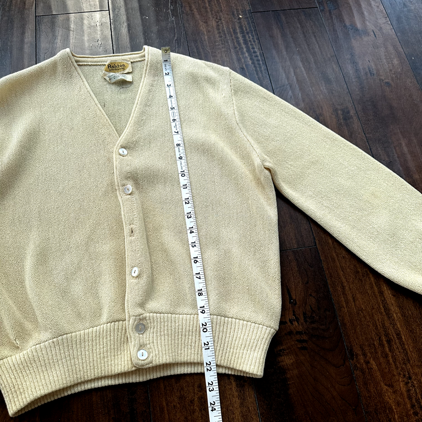 VTG 60s 70s Cardigan Sweater Alpaca Wool Kurt Cobain Cream Yellow Winter Cool