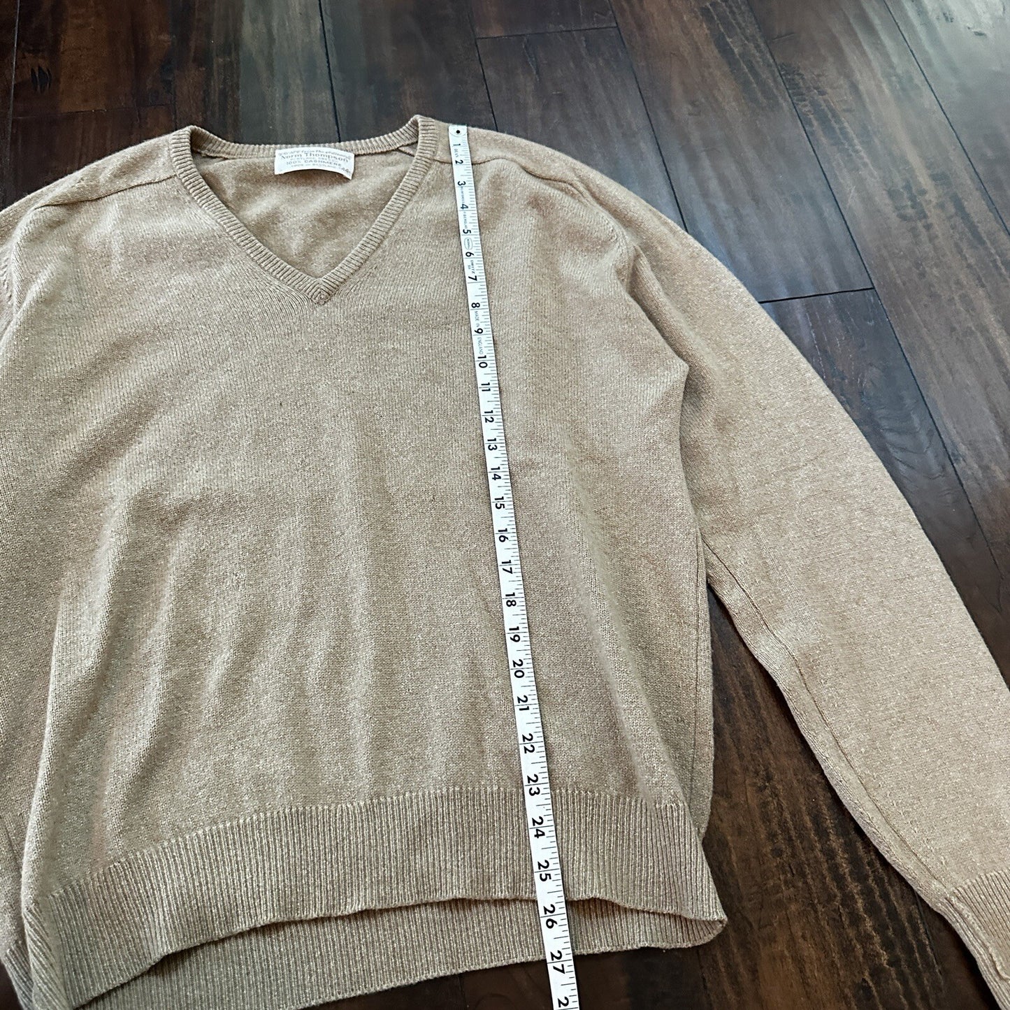 Norm Thompson 100% Cashmere 2-Ply Crew Neck Sweater Size 44 Scotland Beige