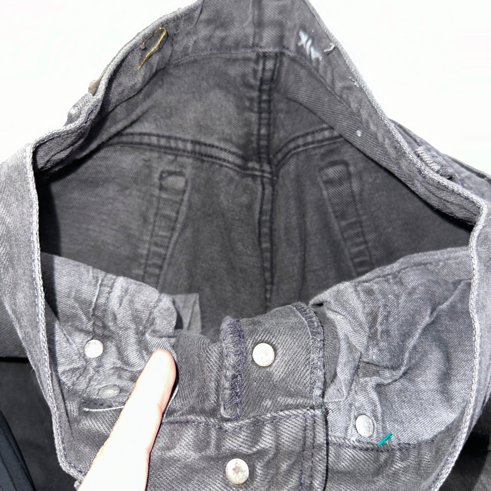 Levis 501 Vintage 80s USA XX Straight Leg Jeans Black Heavy Dark Dyed Act 28x31