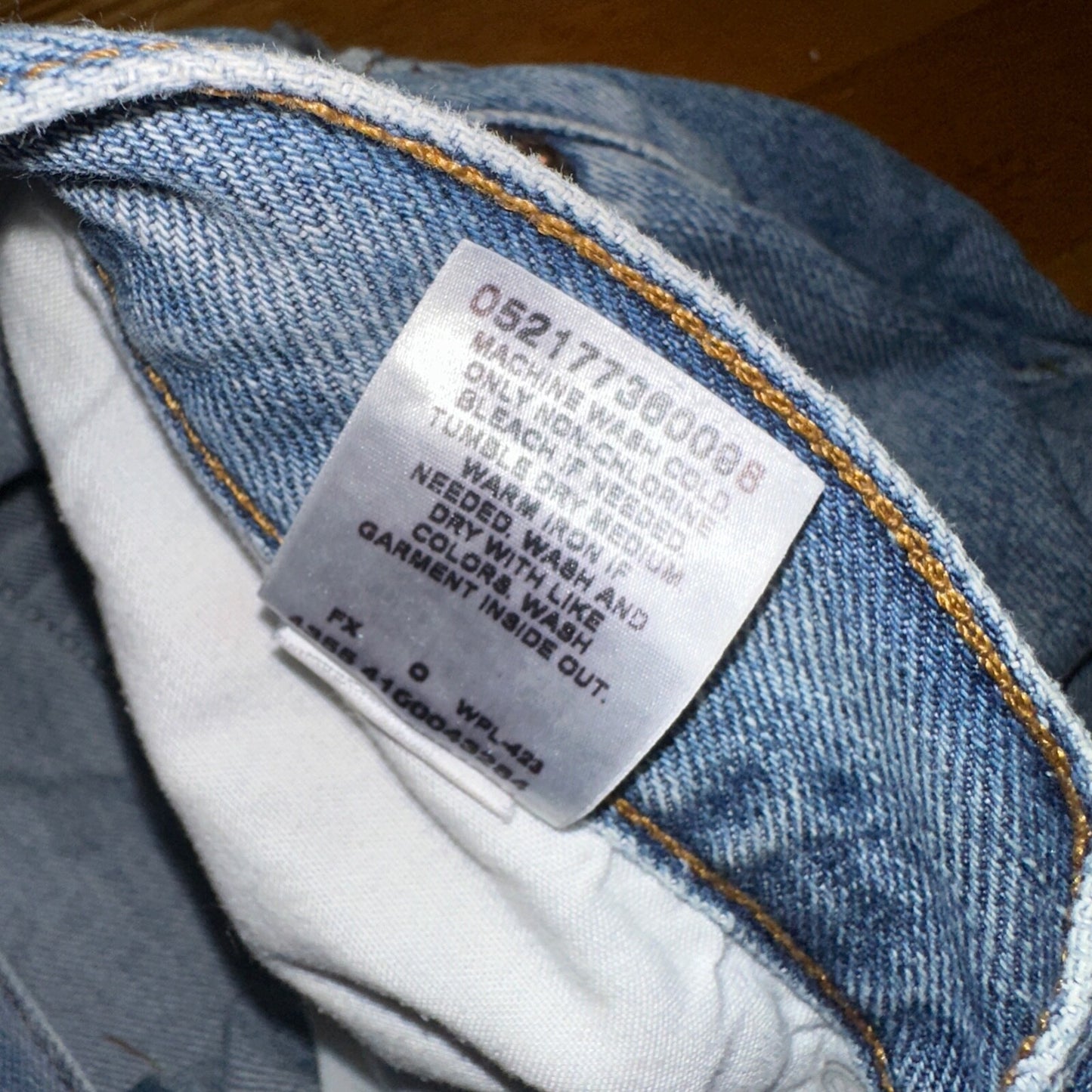 VTG Levi’s 550 Relaxed Fit Jeans Men’s 38x30 Blue Denim Pants 37x26 Hemmed