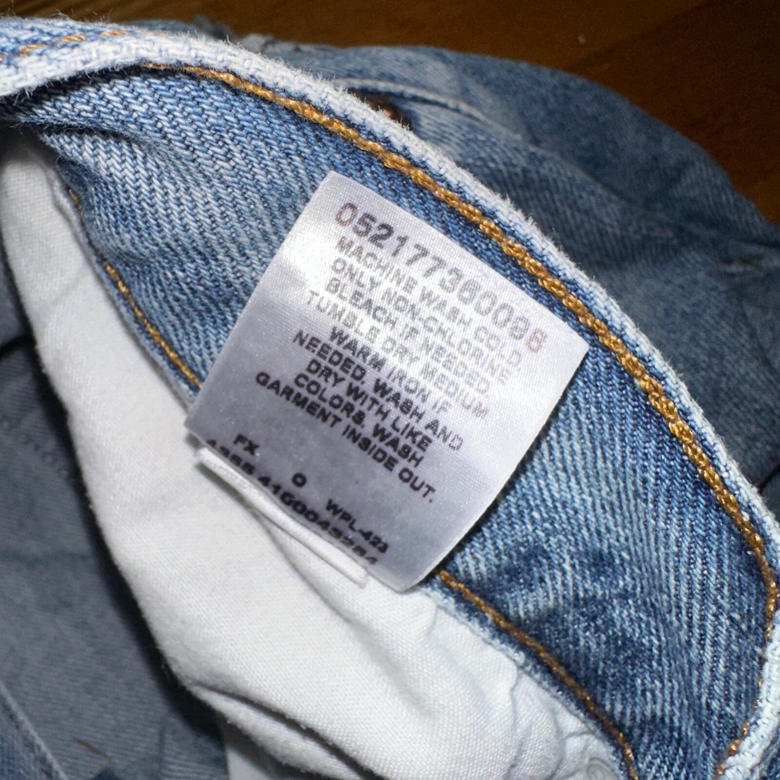 VTG Levi’s 550 Relaxed Fit Jeans Men’s 38x30 Blue Denim Pants 37x26 Hemmed