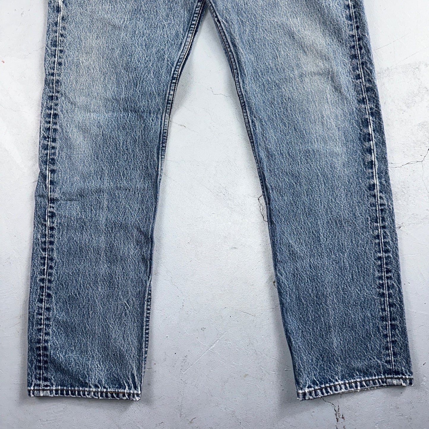 Levis 501 Vintage 90s USA XX Straight Leg Jeans Blue Light Wash 35x34 Act 33x31