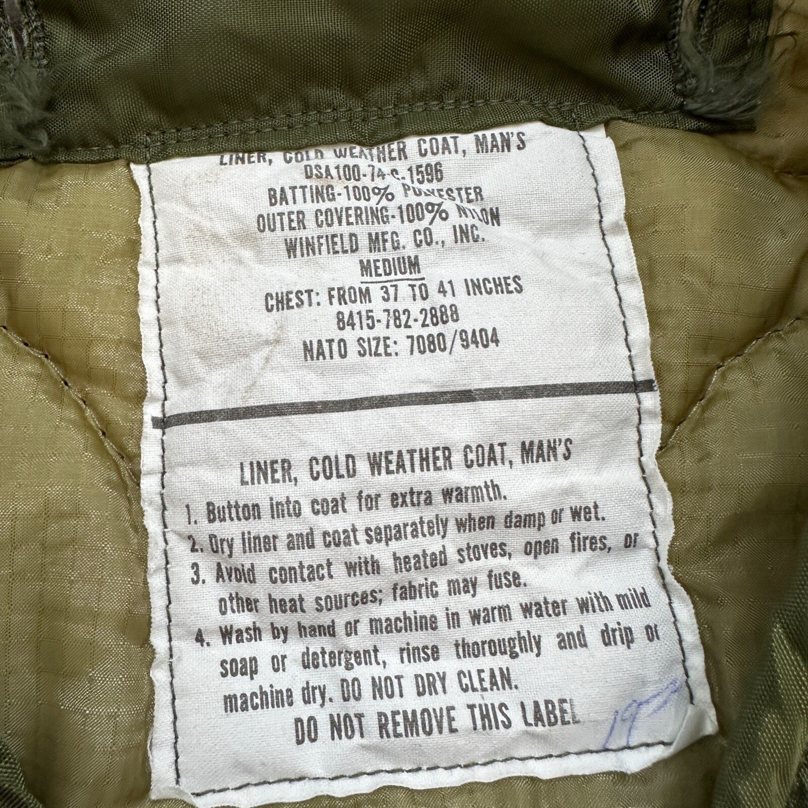 VTG 1970s Military Liner Mens Medium Green Quilted Cold Weather DSA100-74-C-1596