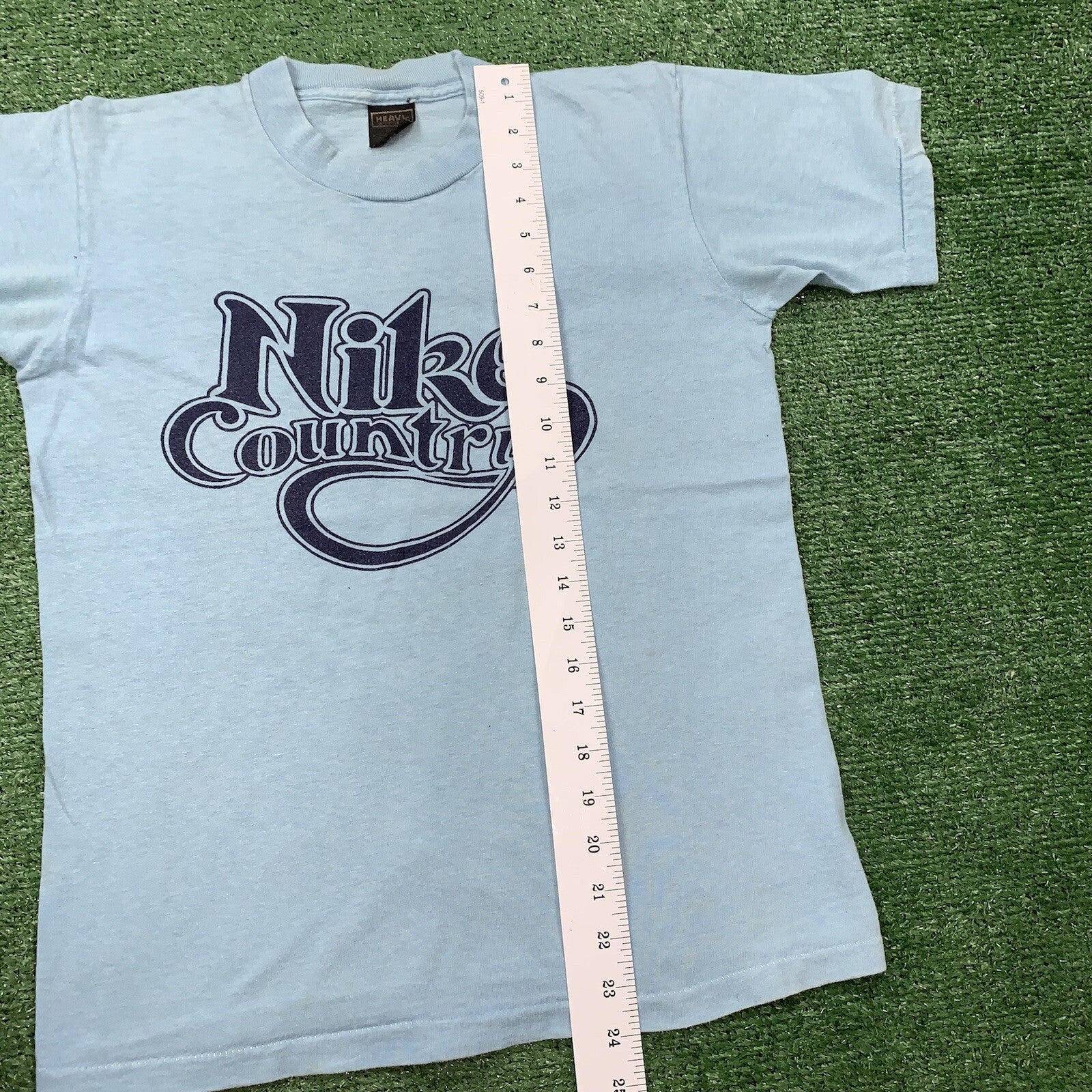 Nike Vintage T Shirt Mens Small Country Hike 70s Basic Simple Rap Music Running