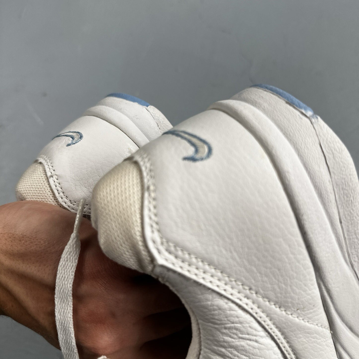 Nike 1997 Womens Air 141036-112 White Casual Shoes Sneakers Size 9 VTG 90s 2s