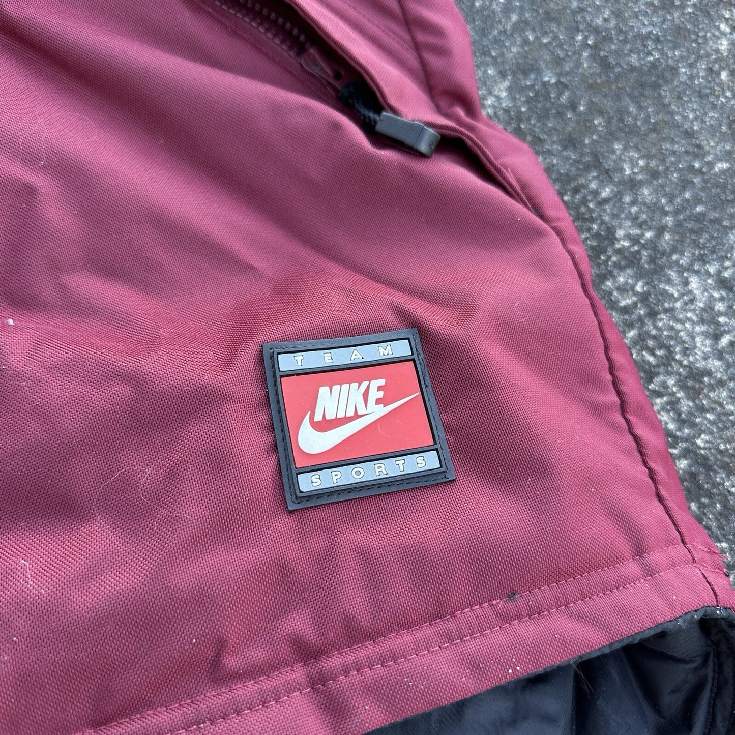 VTG 90s Nike Team Sports Logo Spellout Coat Jacket Parka Men’s M 1990s Red