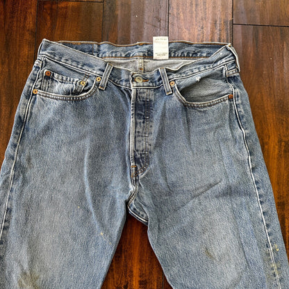 Levis 501 Vintage Y2K Straight Leg XX 2000s Jeans 34x32 Light Wash Act 32x30