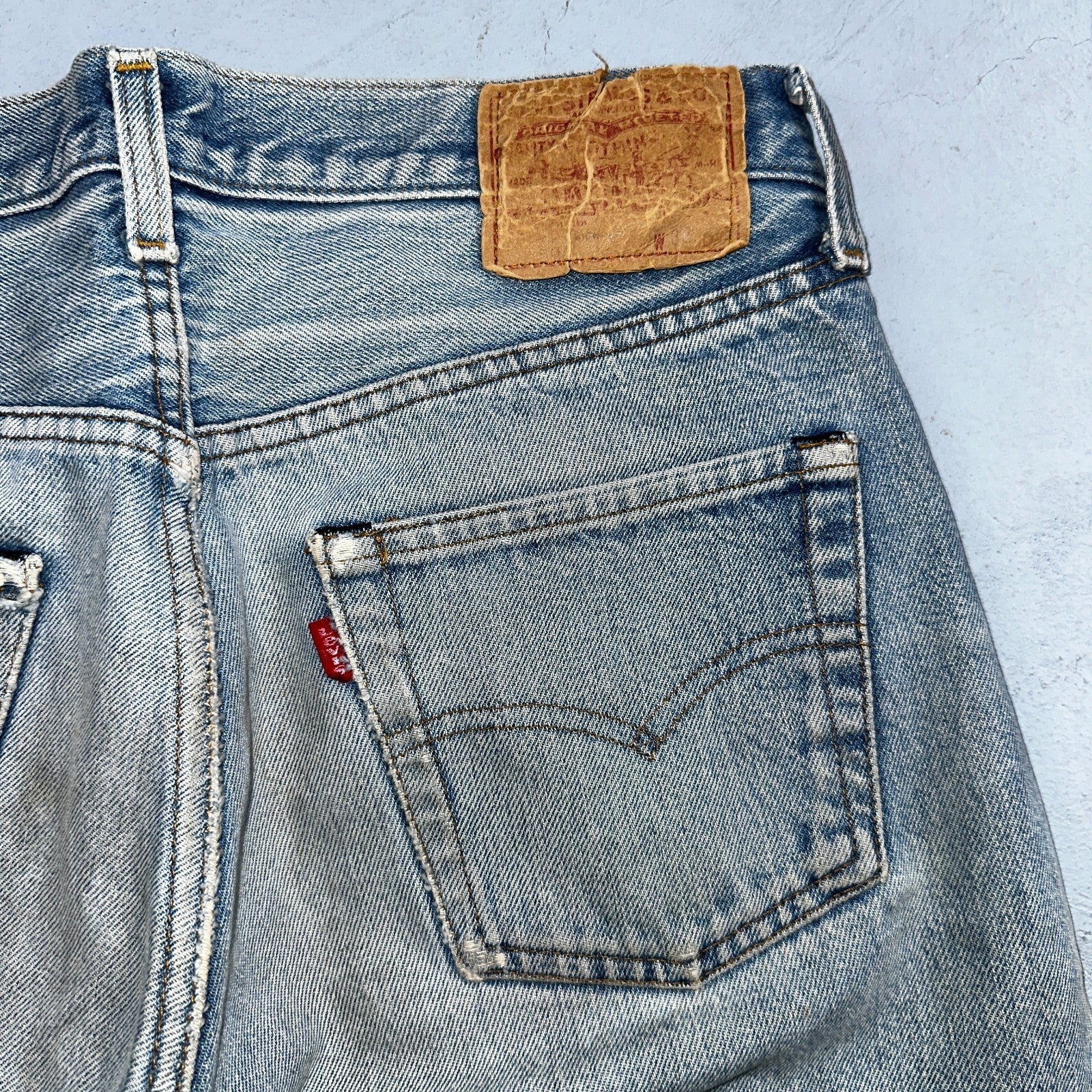 Levis 501 Vintage 80s Redline Selvedge USA XX Jeans Light Wash Worn Act 30x30