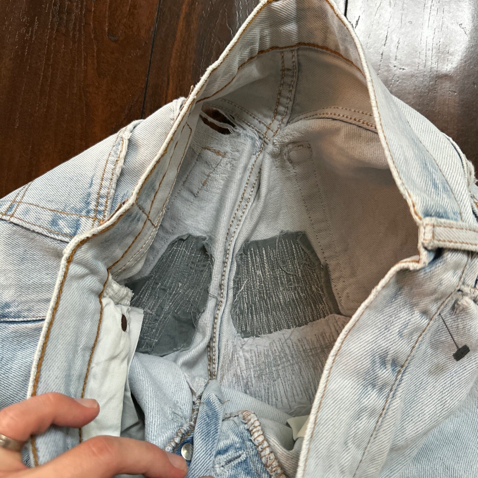 VTG Y2K Levis 501 Button Fly 31x32 Tag Jeans Light Wash 90s Blue XX Act 29x29