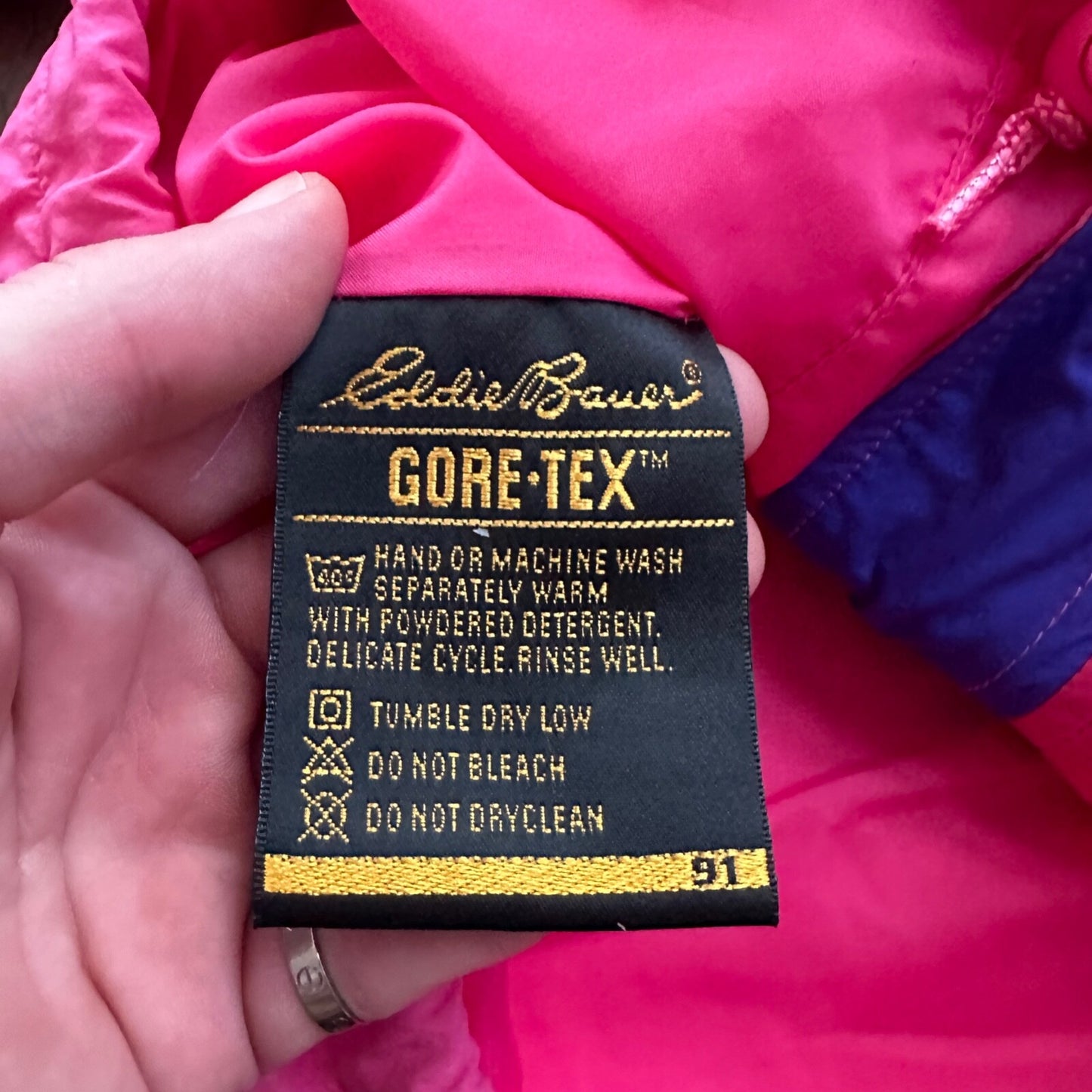 Vintage Eddie Bauer Womens Goretex Rain Jacket Coat M PINK Purple 90s Parka