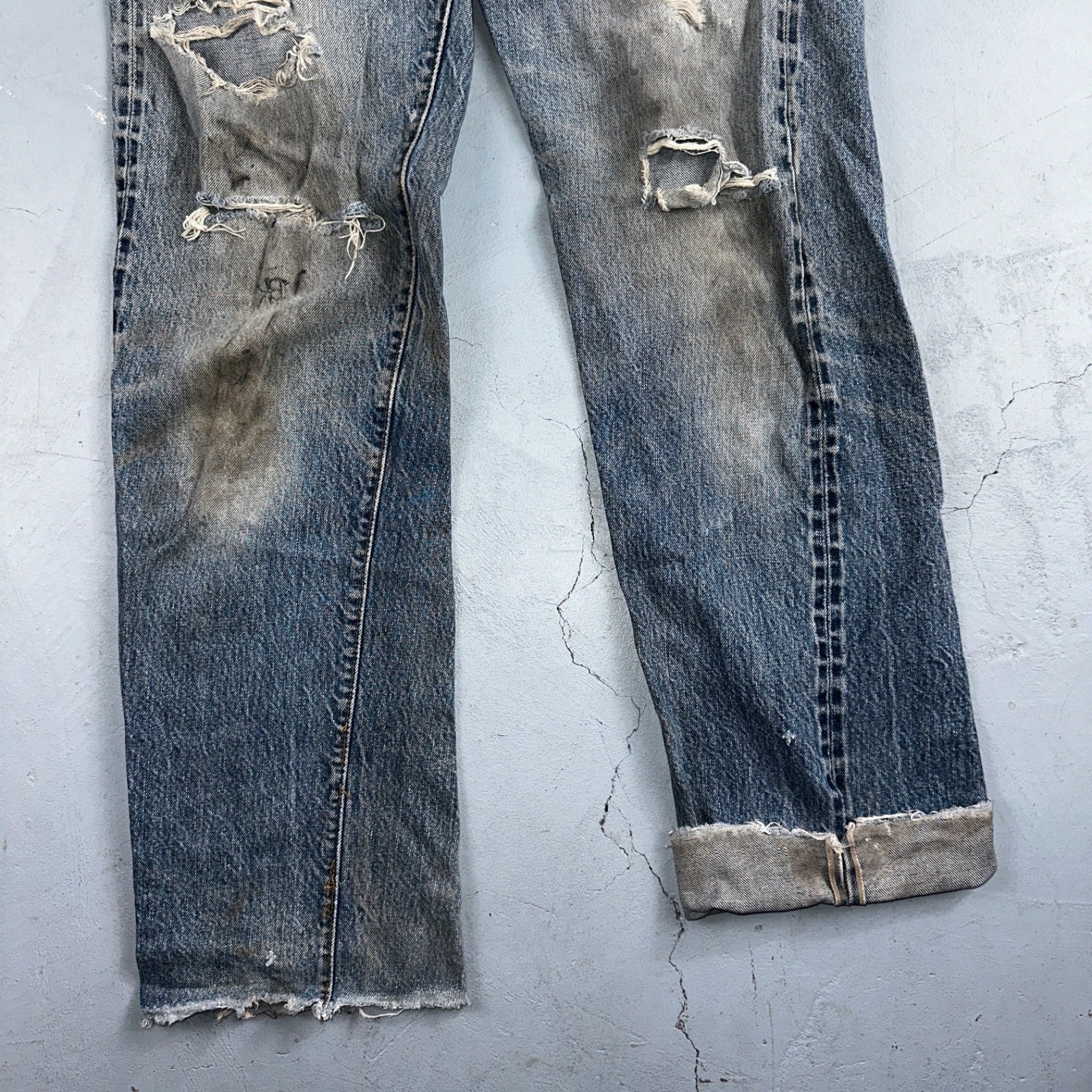 Levis 501 Vintage 80s Redline Selvedge USA Light Jeans Thrashed 32x36 Act 29x32