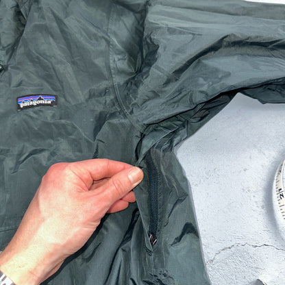 Patagonia Torrentshell Jacket Mens S Green H2No Hooded Hiking Outdoor Shell