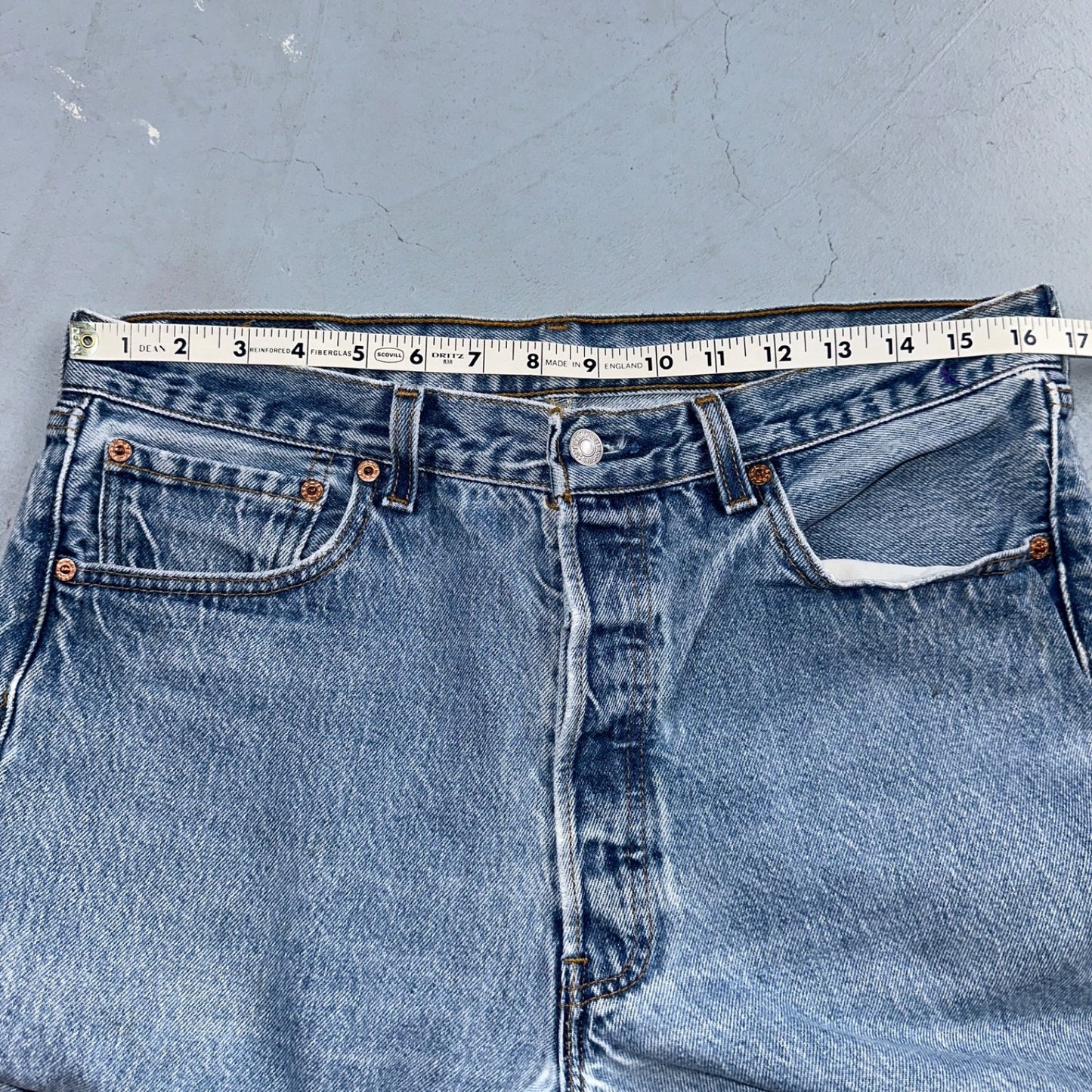 Levis 501 Vintage 90s USA XX Straight Leg Jeans Blue Light Wash 35x34 Act 33x31