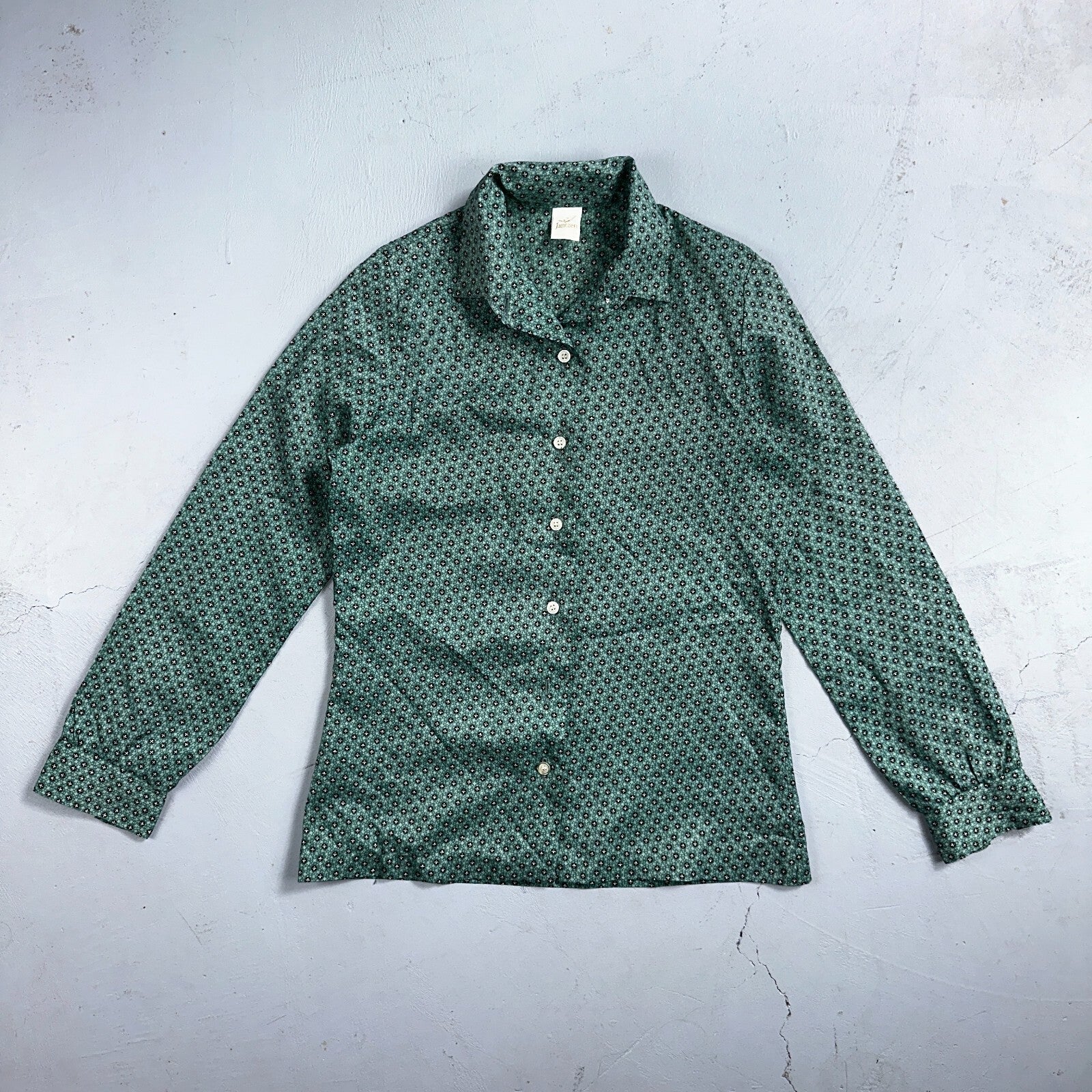 VTG 60s Jantzen Womens Top 12 Green Button Long Sleeve Shirt Flowers USA