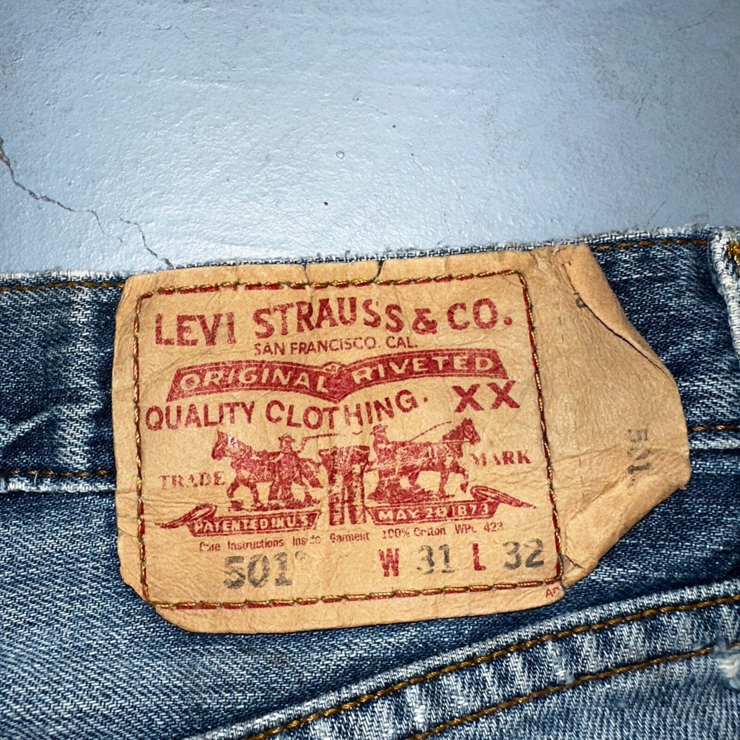 Levis 501 Vintage Y2K Mexico Straight Leg Jeans 31x32 90s Med Wash Act 30x30
