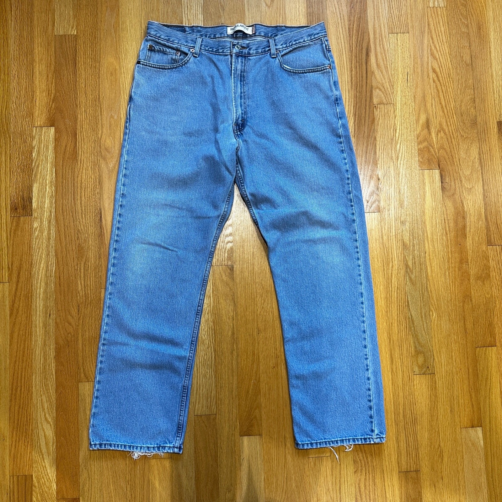 Levis 505 Vintage Y2K Straight Leg XX 2000s Jeans  40x32 Med Wash Act 37x31