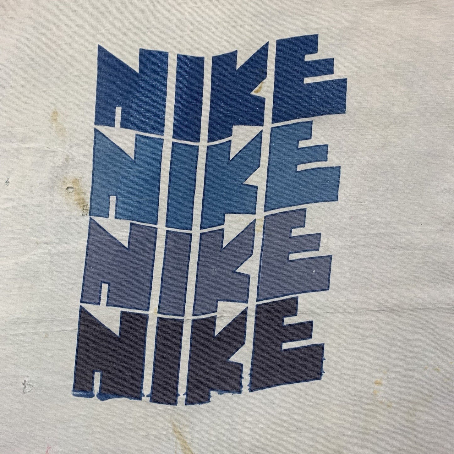 Nike Vintage T Shirt Mens L Quad Block Print Thrashed 70s Original Distressed