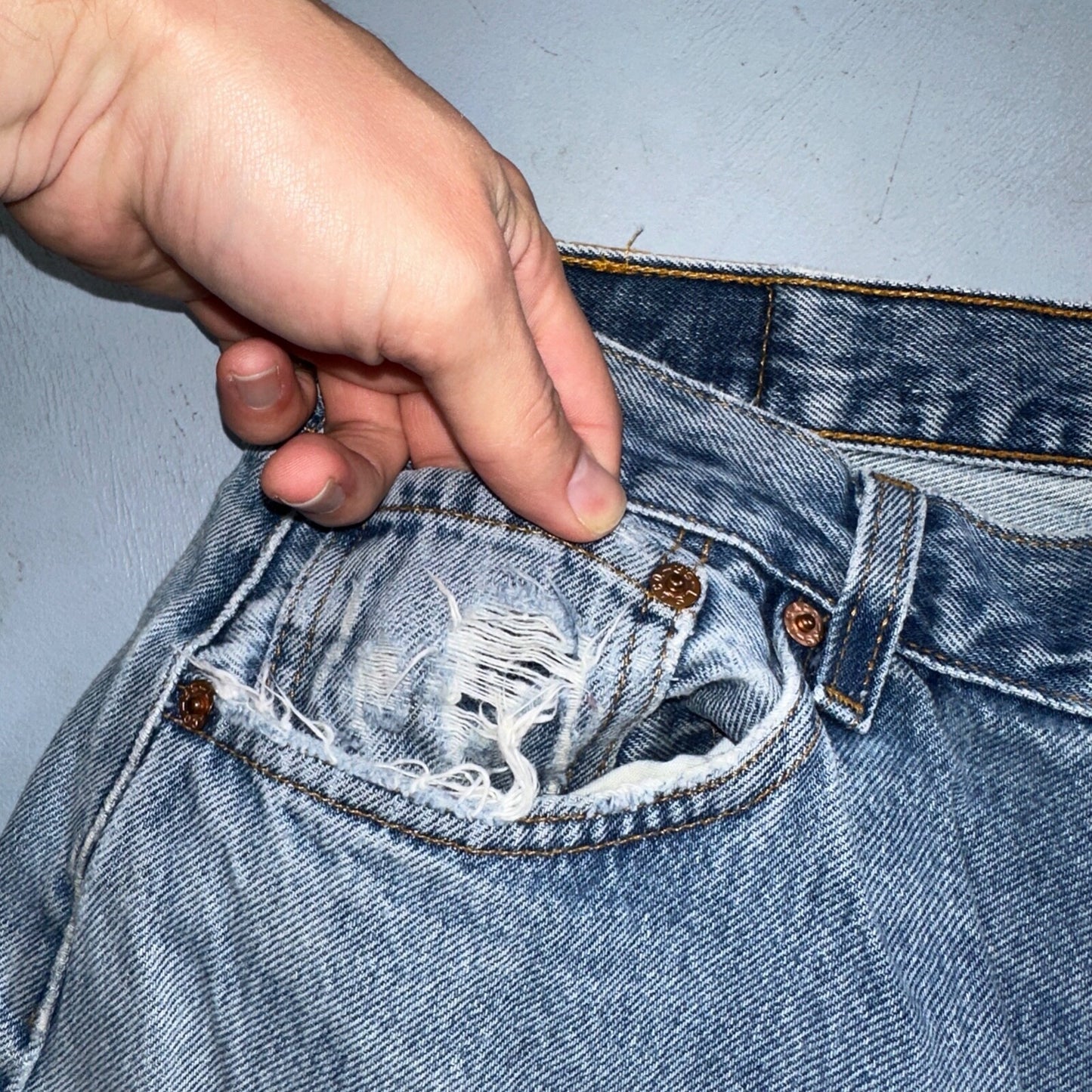 Levis 501 Vintage 90s USA XX Straight Leg Jeans 34x34 Blue Light Wash Act 31x32