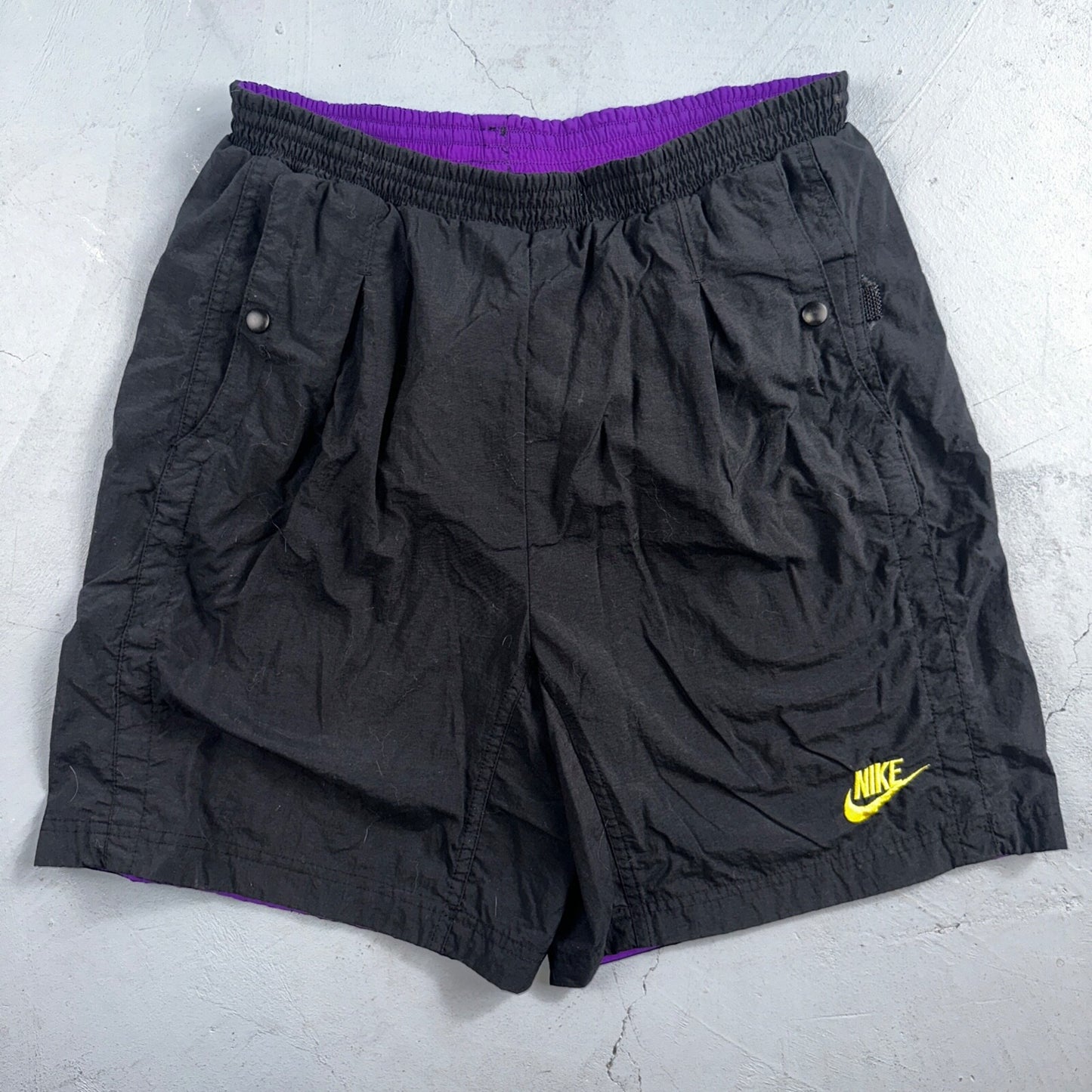 Nike ACG VTG Swim Trunk Mens M Black Cargo Pocket Outdoor Hiking Elastic 90s