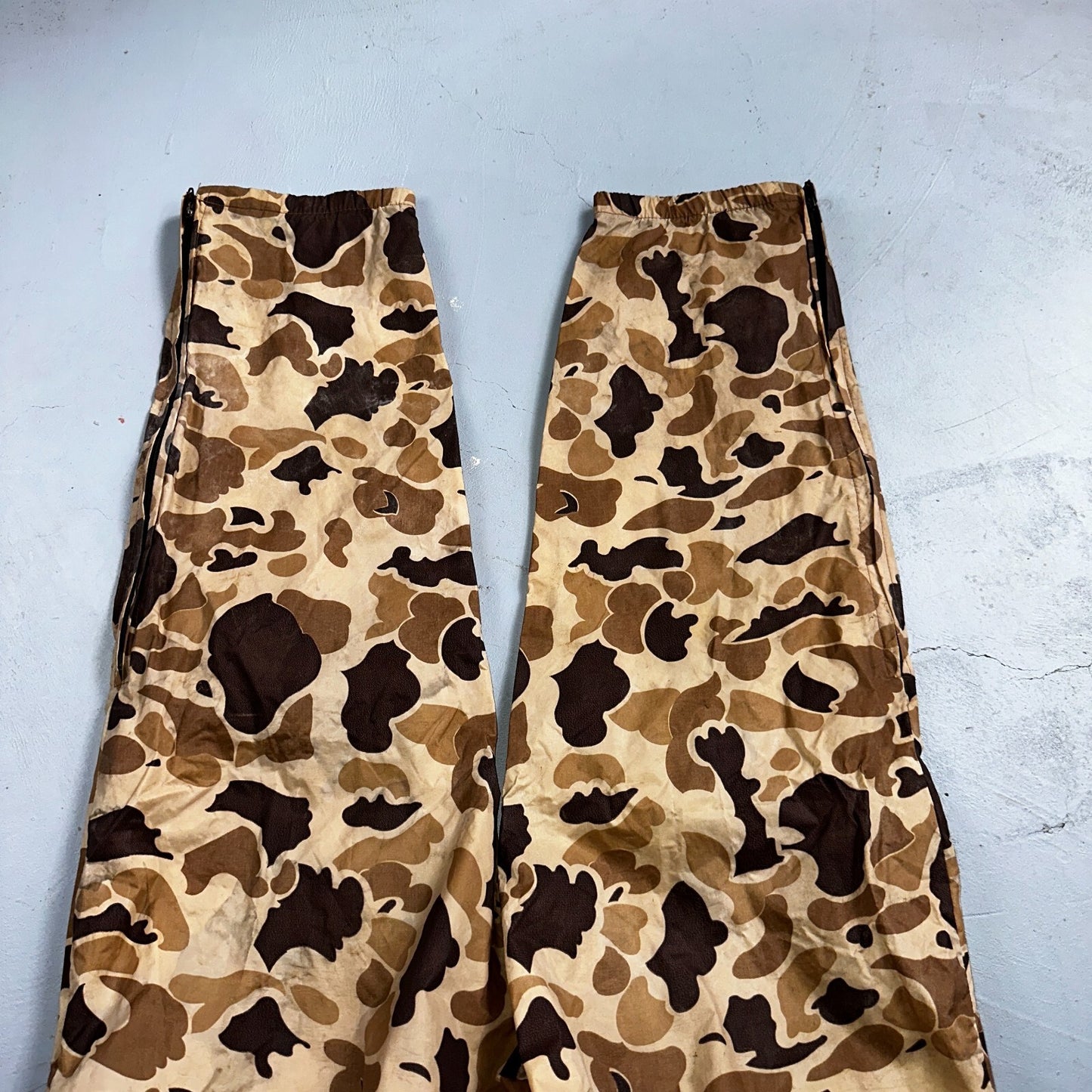 Columbia 1970s VTG Mens Size Large Duck Camo Nylon Rain Pants 70s Rare Black