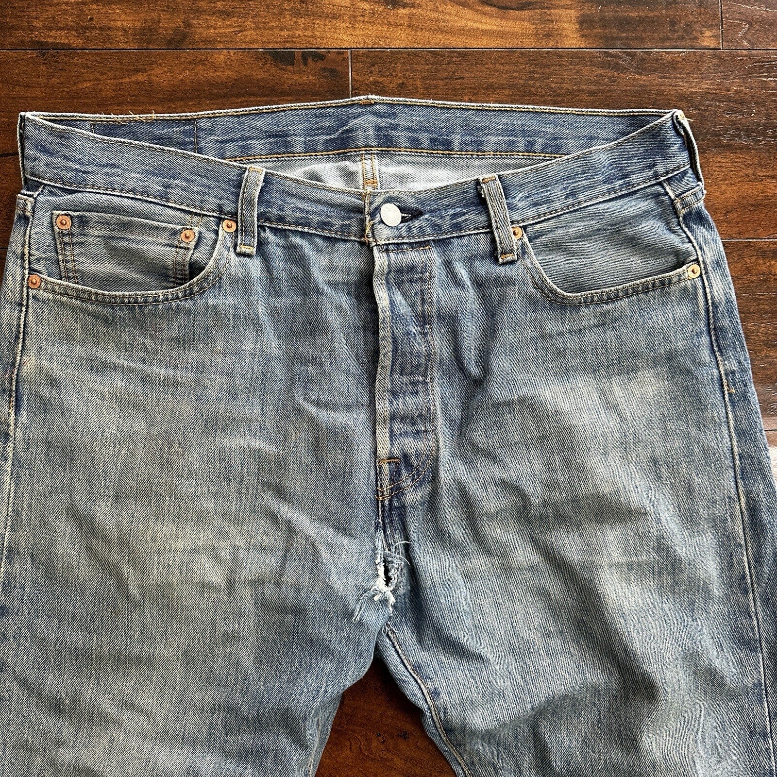 Levis 501 Vintage Y2K Straight Leg XX 2000s Jeans 35x30 Light Wash 36x28