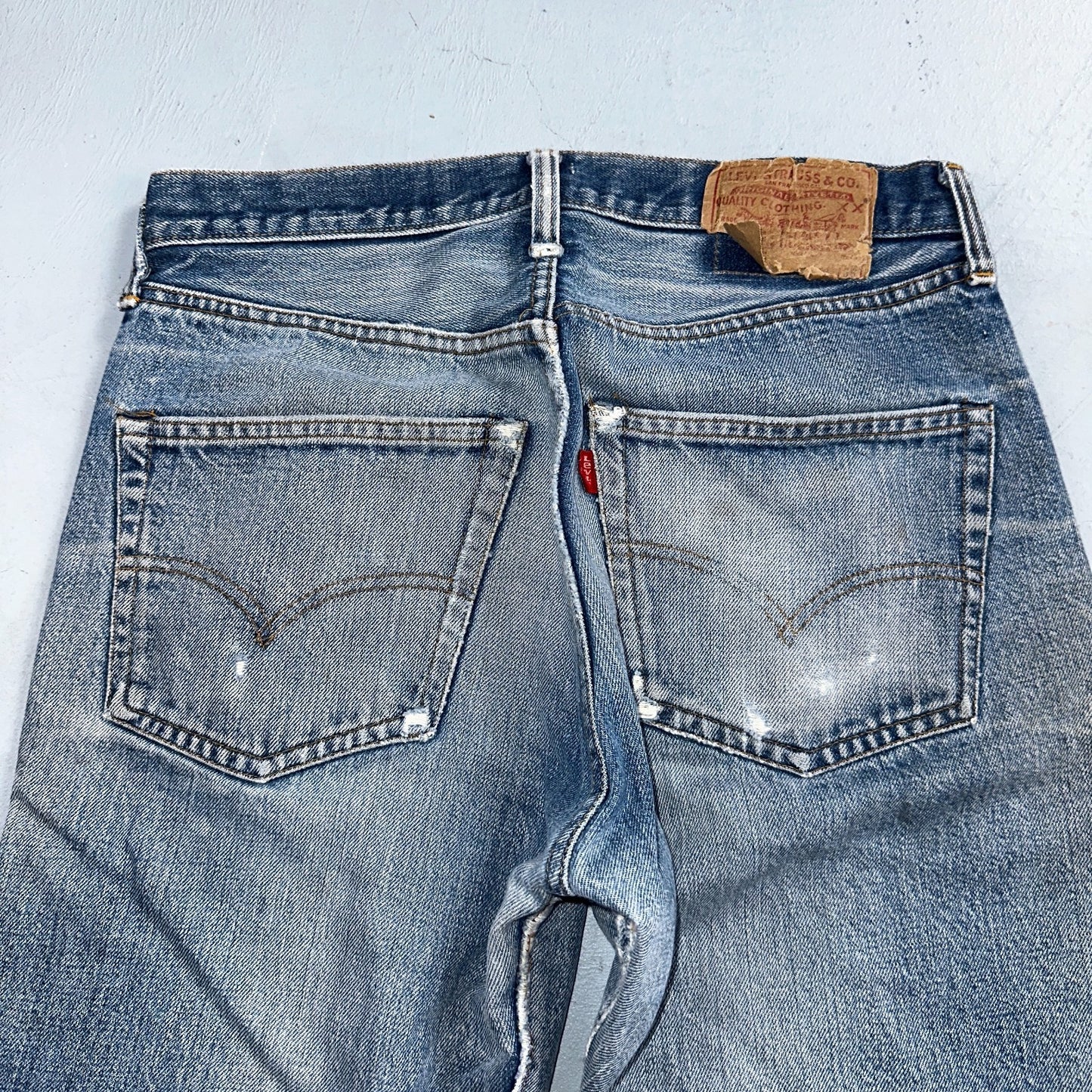 Levis 501 Vintage 80s Redline Selvedge USA XX Jeans Light Wash 32x36 Act 30x31