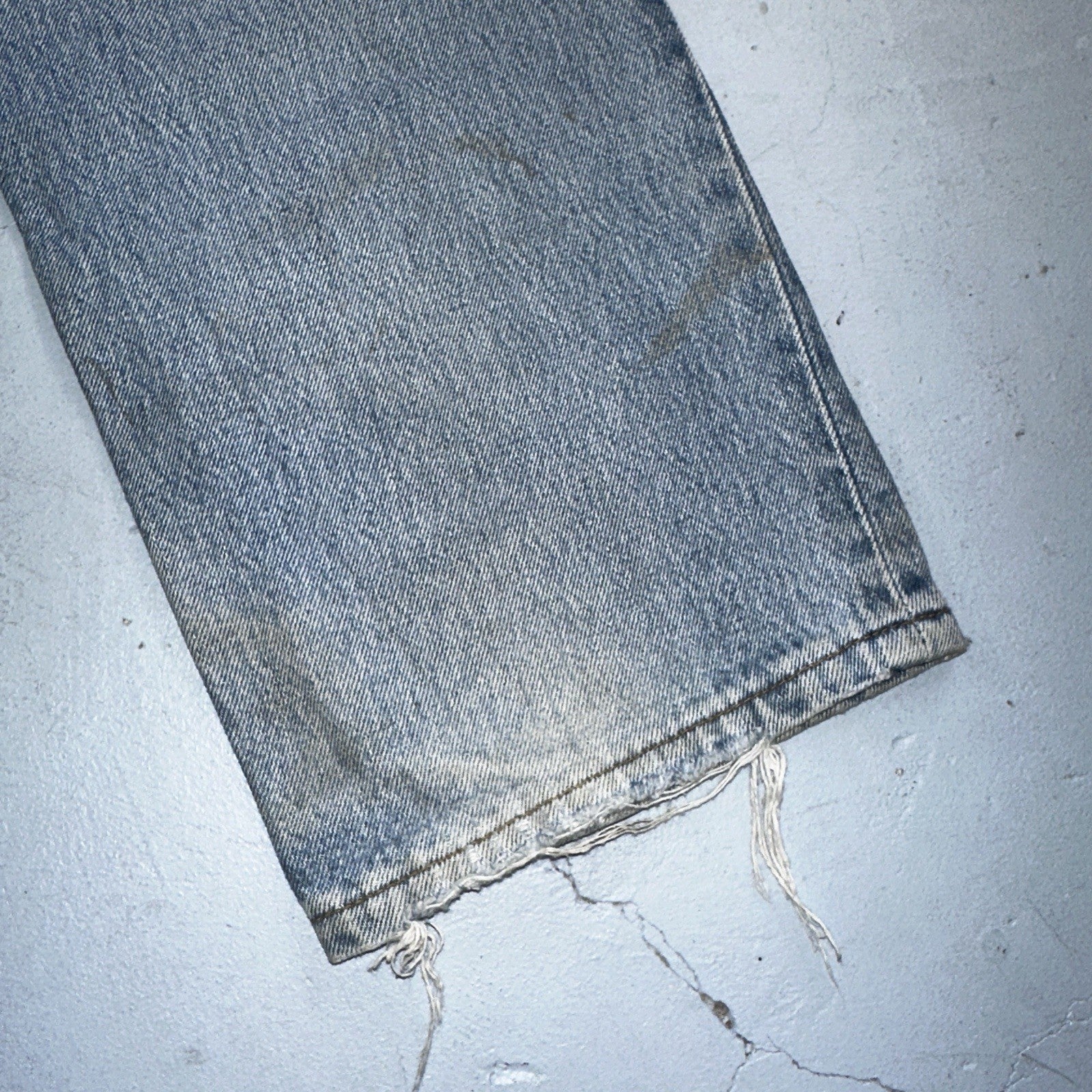 Levis 501 Vintage 90s Y2K XX Straight Leg Jeans Blue Med Wash 34x32 Act 33x31