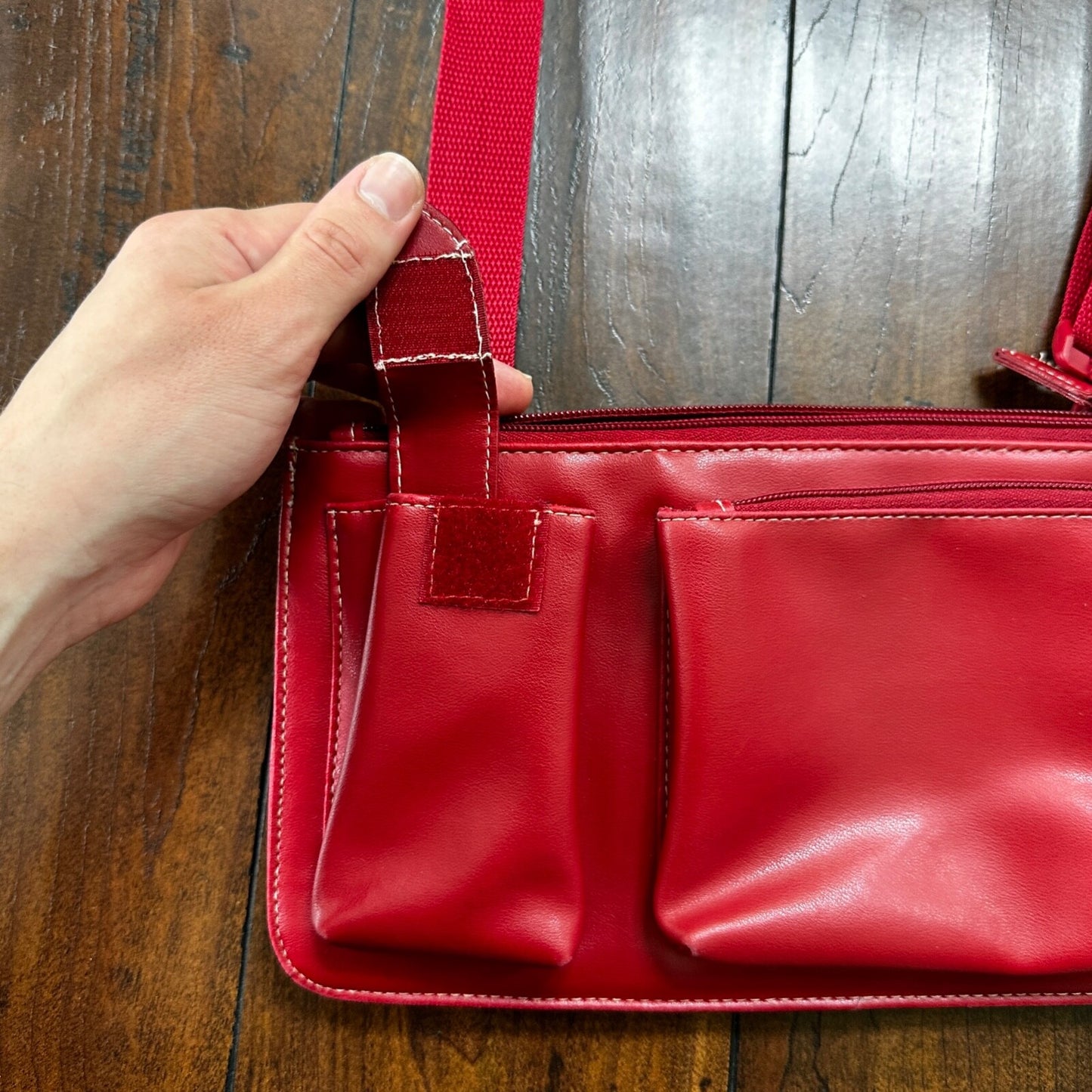 Women’s Crossbody Bag Medium Pockets Purse RED Color VTG 1980s 80s