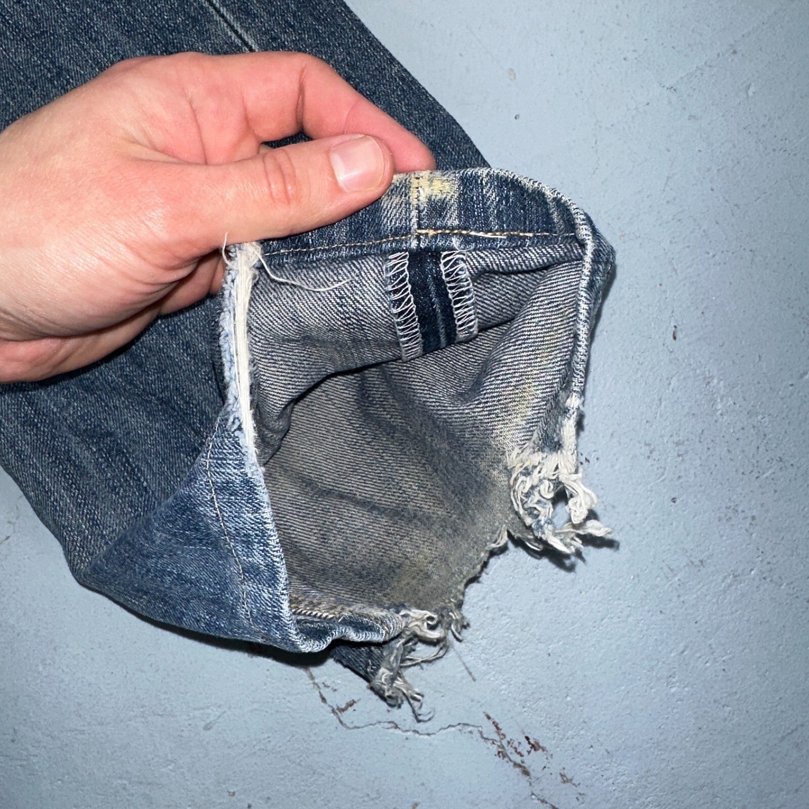 Levis 501 Vintage Y2K XX Straight Leg Jeans Blue Med Wash 34x36 Act 33x30