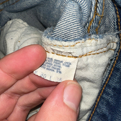 Levis 501 Vintage 80s Redline Selvedge USA XX Jeans Light Wash 30x36 Act 27x31