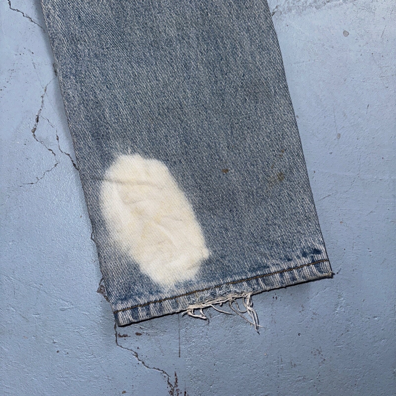 Levis 501 Vintage Y2K Europe Straight Leg Jeans 27x32 90s Light Wash Act 24x30