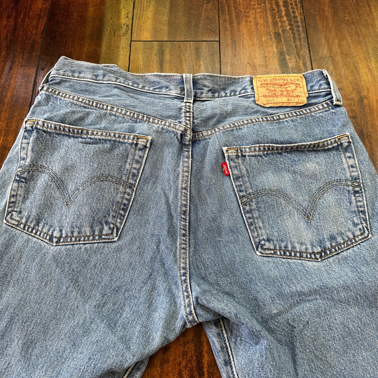 Levis 501 Vintage Y2K Straight Leg XX 2000s Jeans 34x32 Light Wash Act 32x30