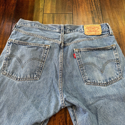 Levis 501 Vintage Y2K Straight Leg XX 2000s Jeans 34x32 Light Wash Act 32x30