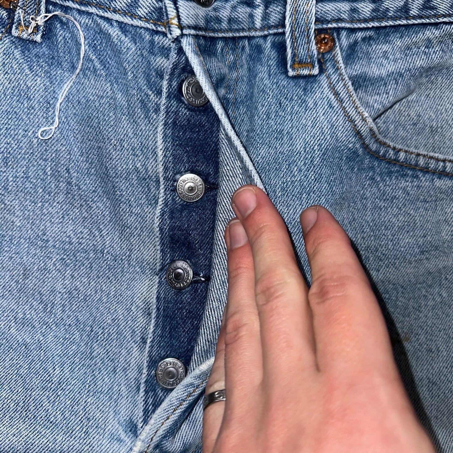 Levis 501 Vintage 90s USA XX Straight Leg Jeans Blue Light Wash 34x36 Act 32x32