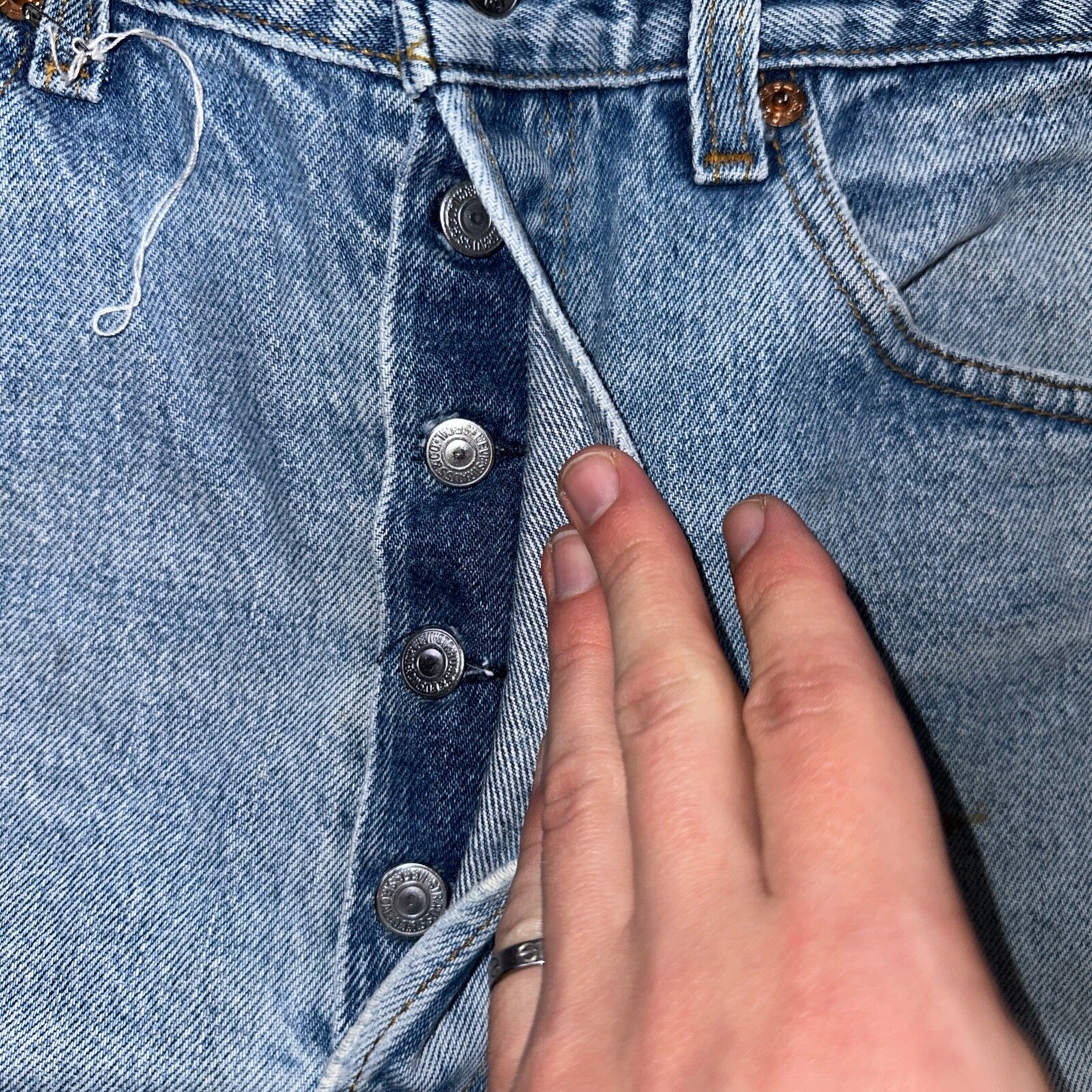 Levis 501 Vintage 90s USA XX Straight Leg Jeans Blue Light Wash 34x36 Act 32x32