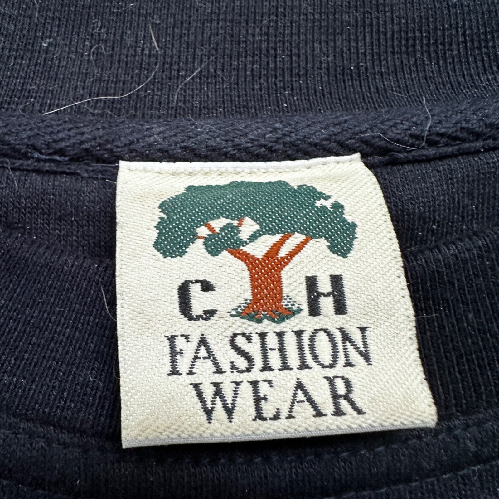 London Crewneck Sweater Adult L Sweatshirt 80's 90's Pullover Vintage Fashion