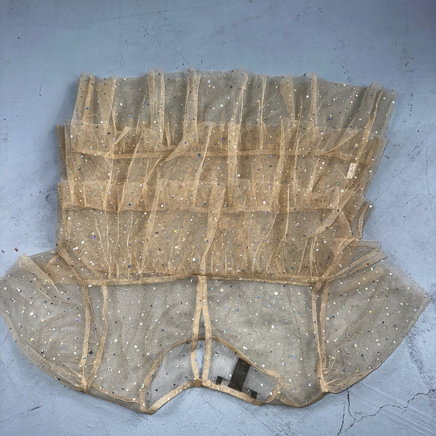 Forever 21 Womens Sheer Neutral Ruffled Short Sleeve Top Sz M