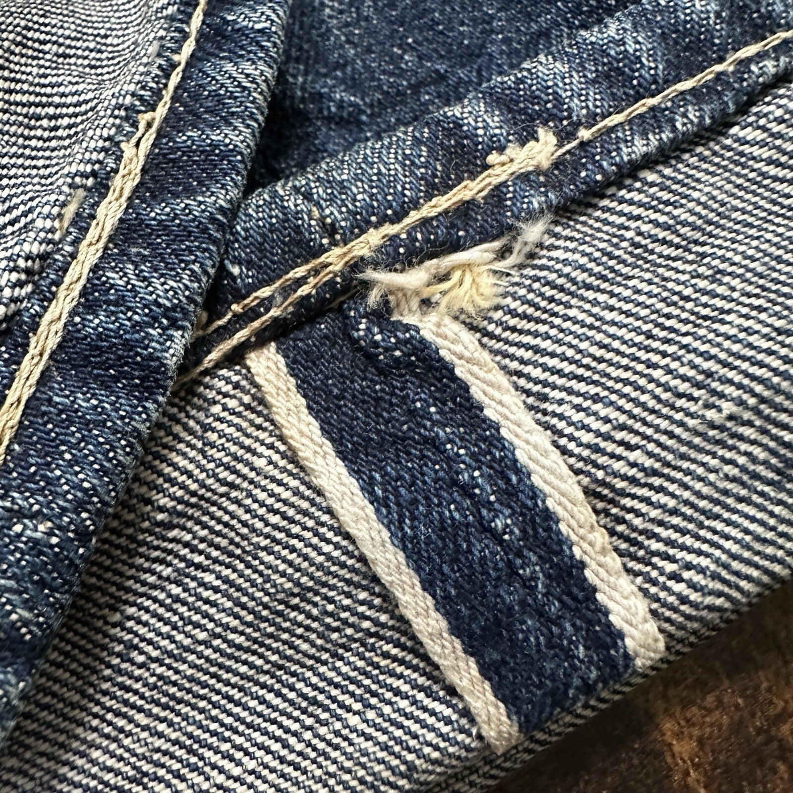 Vintage LEVIS 501XX Jeans Big E 1940s Denim Redline Selvedge 28x32 USA 1947 40s