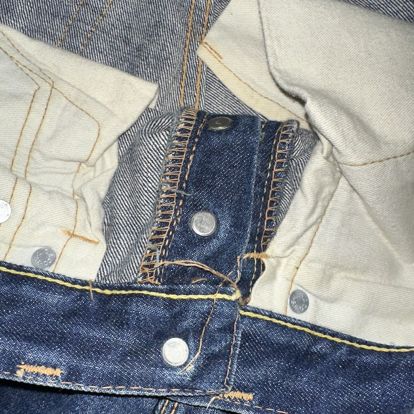 Levis 501 Big E VTG 60s Redline Denim Destroyed Jeans 1960s 28x28 Fringe Boot