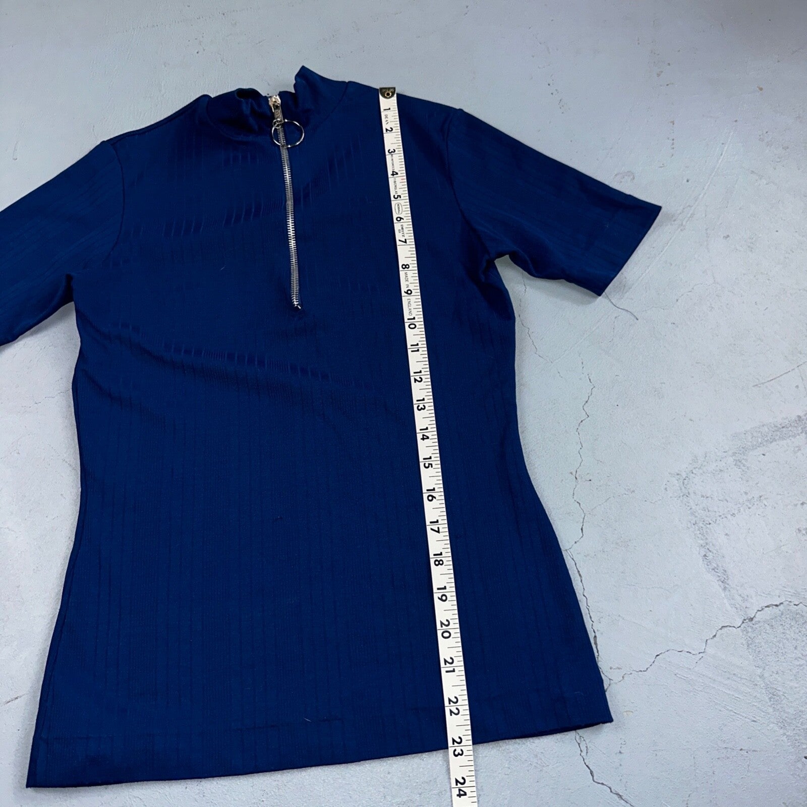 VTG 70s Womens M Sweater Blue Cozy Knit Pullover Short Sleeve High Rockabilly