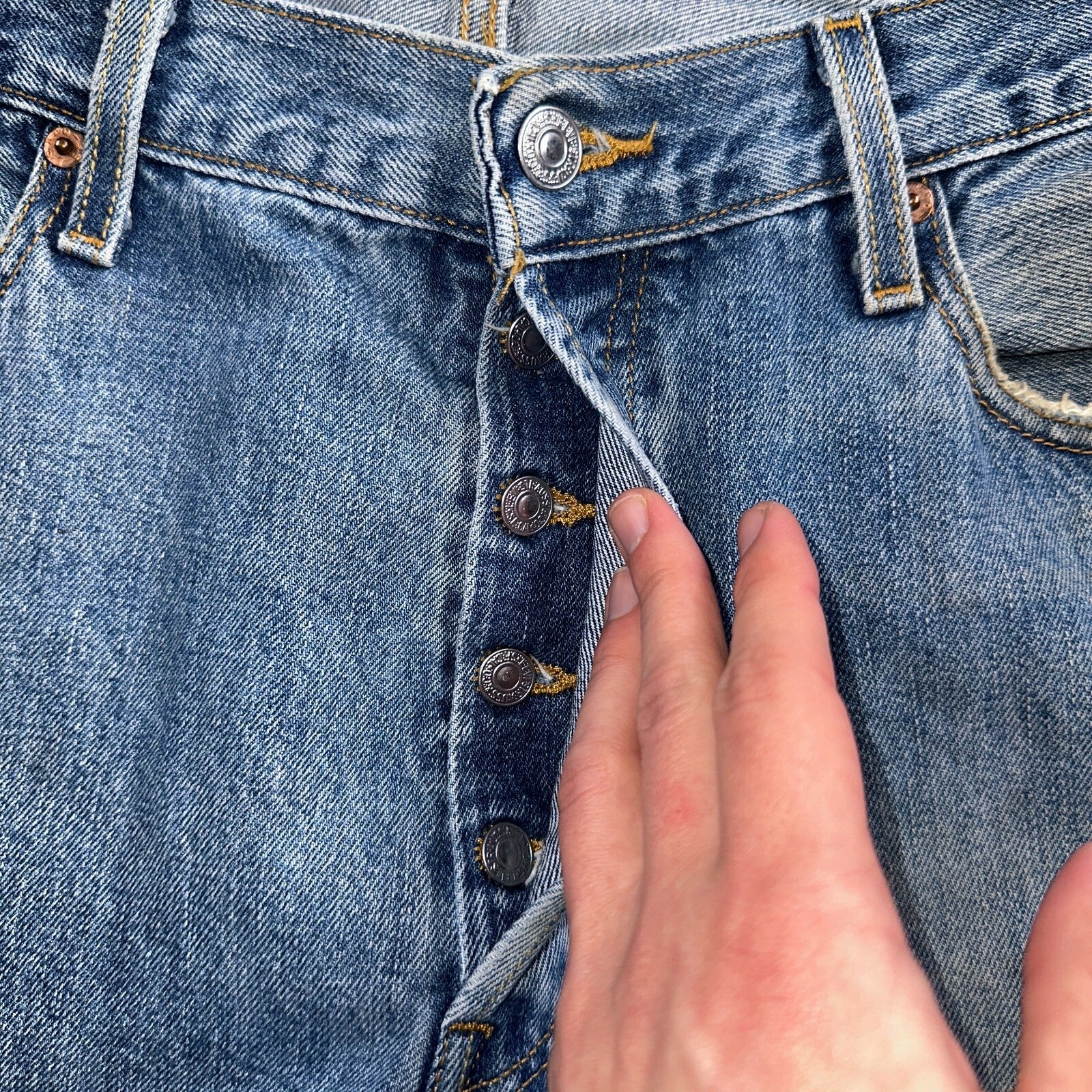 Levis 501 Vintage Y2K XX Straight Leg Jeans Blue Med Wash 36x34 Act 35x34