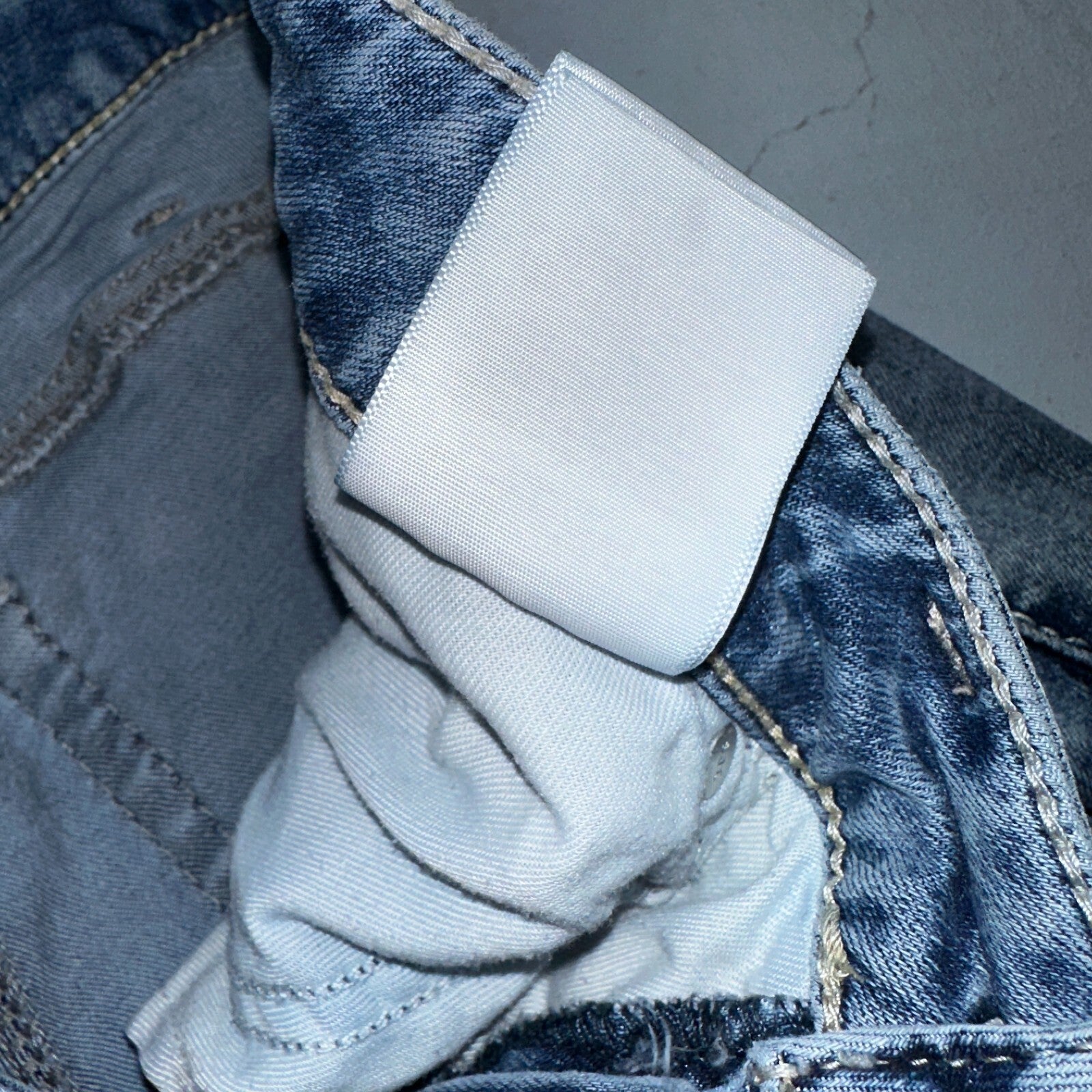 Silver Jeans Women Skinny Mid Rise Light Wash Denim Stretch Suki Pencil 32x29