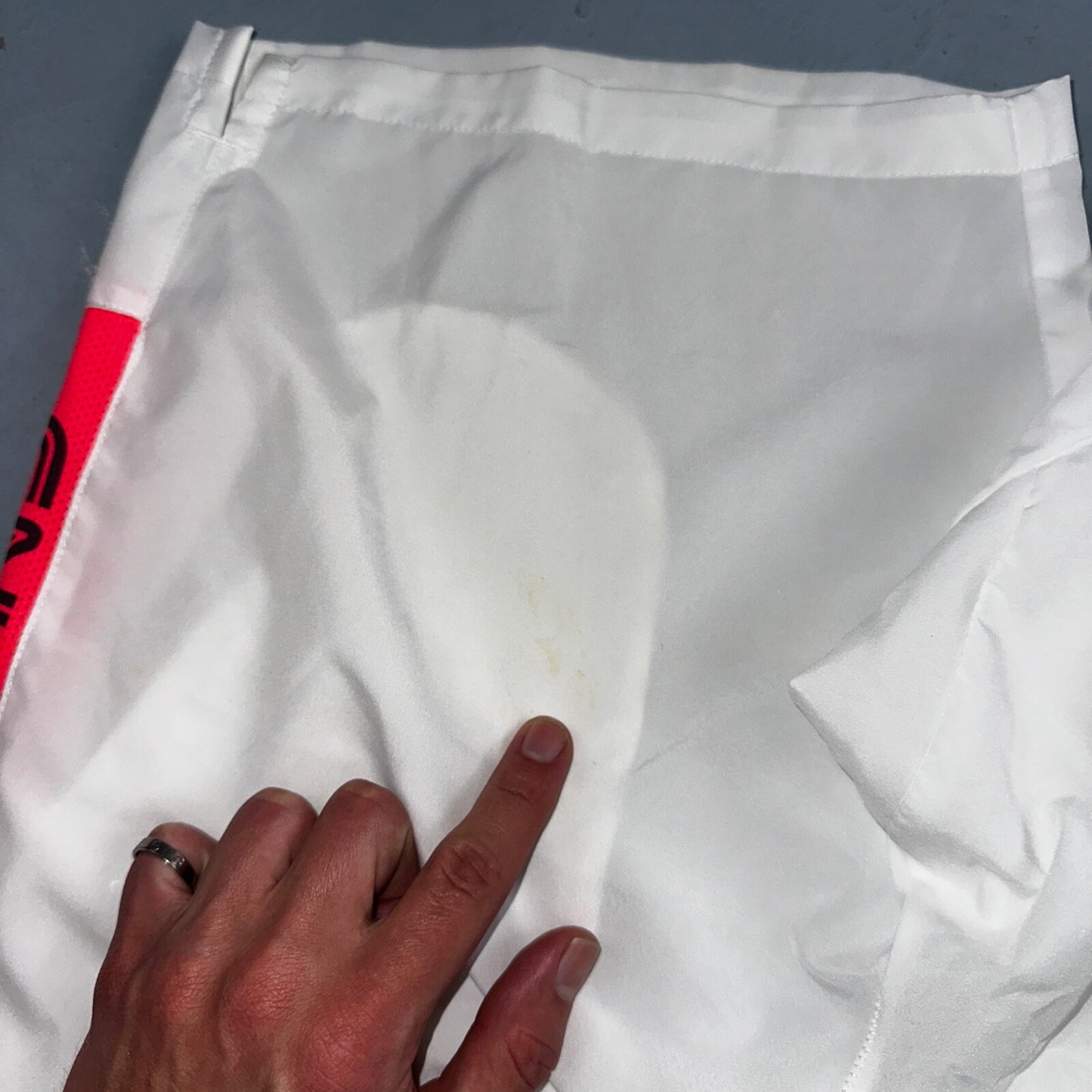 Nike Mens Athletic Gym TNNS Muscle Shorts Dri Fit White Gym Sports Small